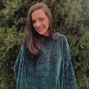 Meet your Posher, Hannah